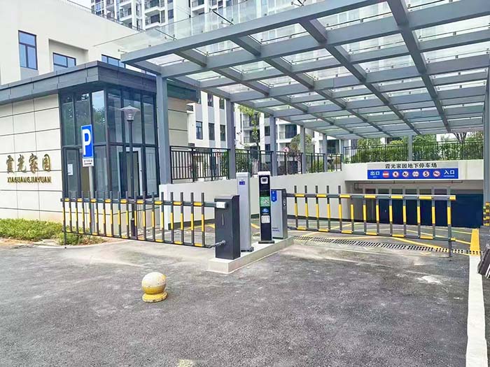 小区栅栏道闸