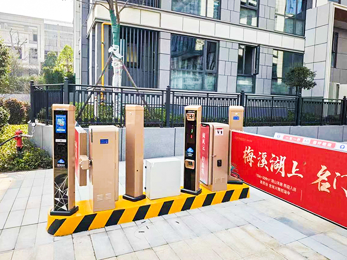 某小区采用安快车牌识别系统