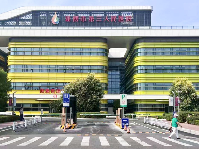 某市醫院采用 “安快” 多進多出車牌識別系統案例圖